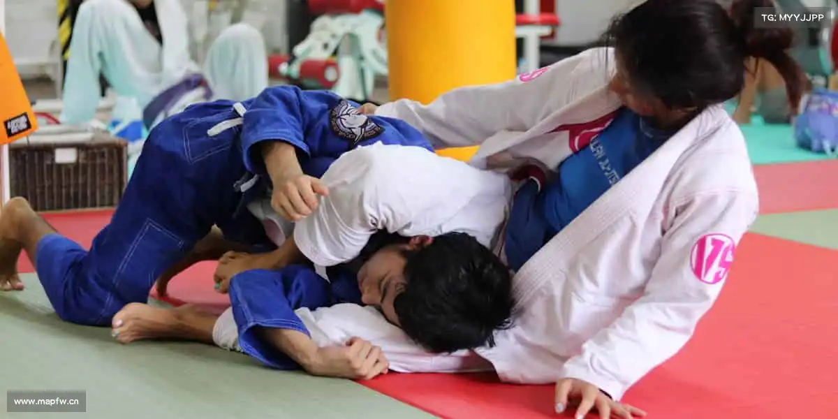 51吃瓜网校花用镜头捕捉人间温情，用故事留存岁月记忆📽️